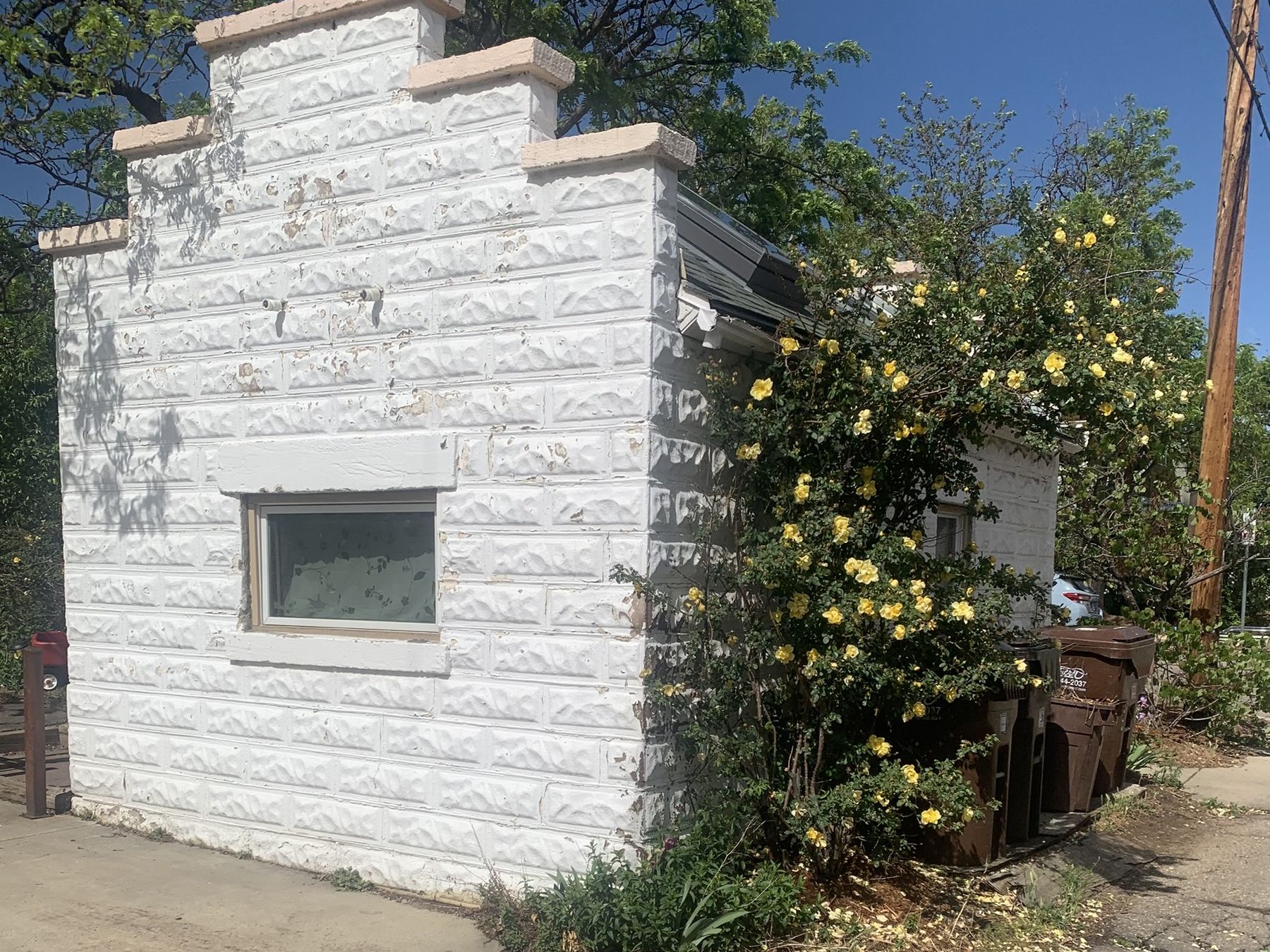 A garage on a residential lot